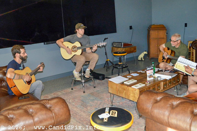 Jam session at the Cirrus Guitars shop - photo © Bill Warren