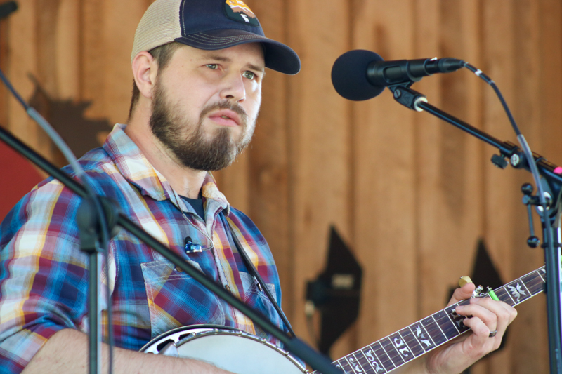 Tyler Jackson with Drive Time at the final Willow Oak festival - photo © Laura Ridge