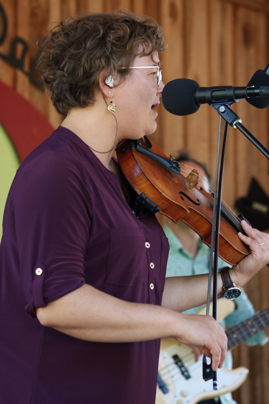 Katie Koerner with Drive Time at the final Willow Oak festival - photo © Laura Ridge