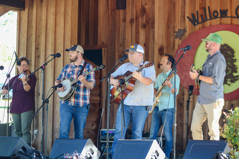 Drive Time at the final Willow Oak festival - photo © Laura Ridge