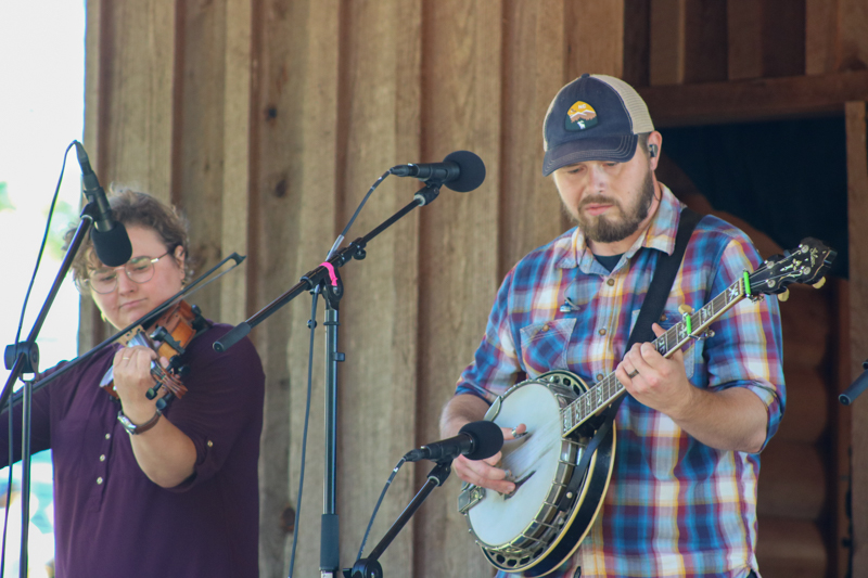 Tyler Jackson with Drive Time at the final Willow Oak festival - photo © Laura Ridge