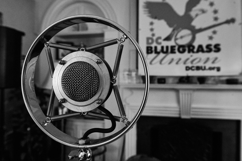 Setting for Shelby Means house concert in Vienna, VA (6/10/26) - photo © Shannon Ayers