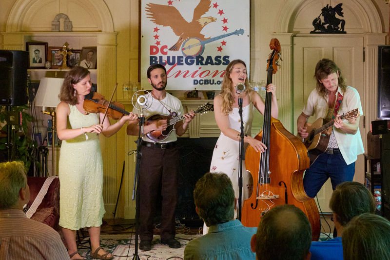 Shelby Means band performs at a house concert in Vienna, VA (6/10/26) - photo © Shannon Ayers