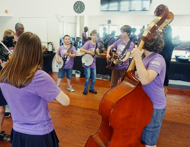 Junior Appalachian Musicians (JAM) at the 2026 Steve Sutton Fest - photo © Jeff Lahr