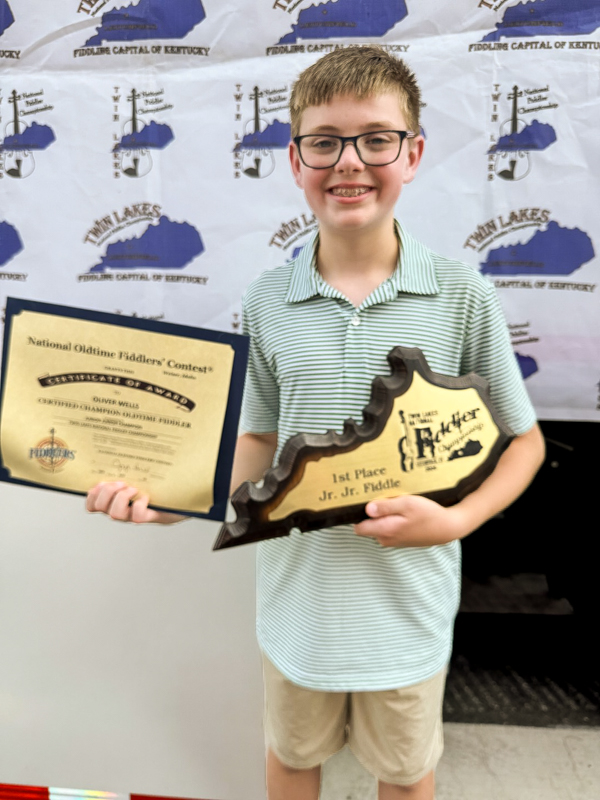 2026 Junior Junior Fiddler Champion at Twin Lakes Oliver Wells - photo © Ed Carnes