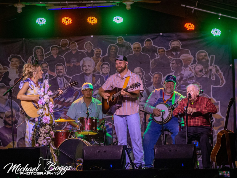 Hannah and Dalton Harper with The Harper Family and Paul Williams at Rudy Fest 2026 - photo © Michael Boggs