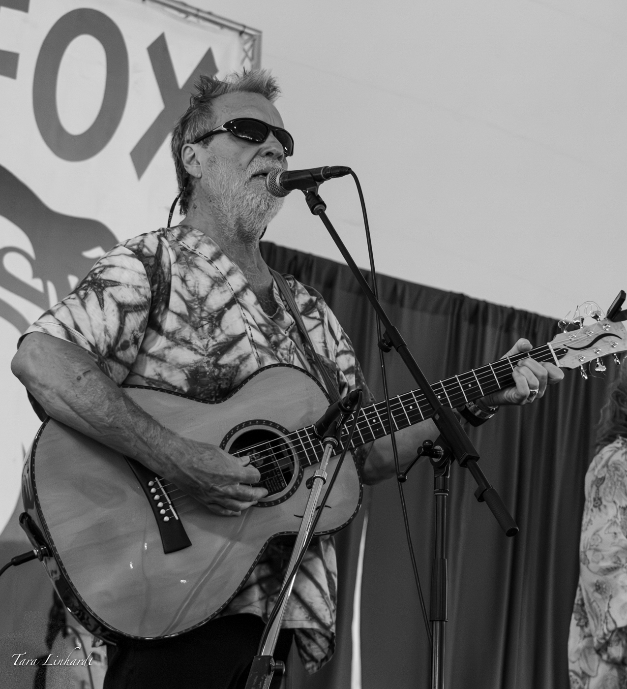 Darrell Scott at the 2026 Grey Fox Bluegrass Festival - photo © Tara Linhardt