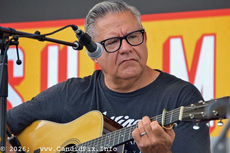 Kenny Smith leads a guitar workshop at the 2026 Industrial Strength Summer Fest - photo © Bill Warren