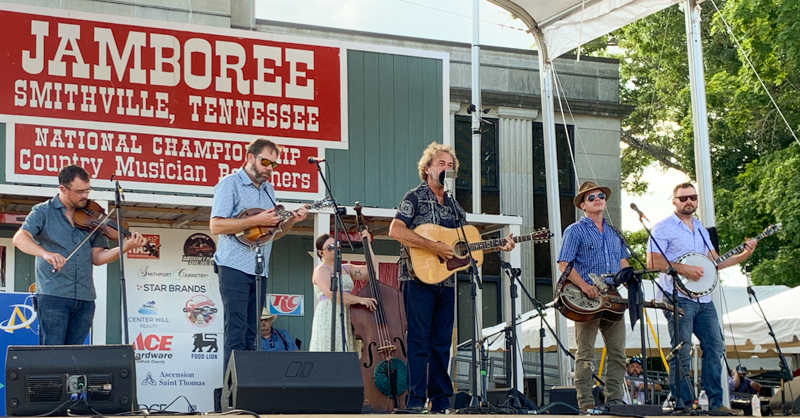The Dan Tyminski Band at the Smithville Fiddlers Jamboree (7/4/26) - photo © Bill Conger