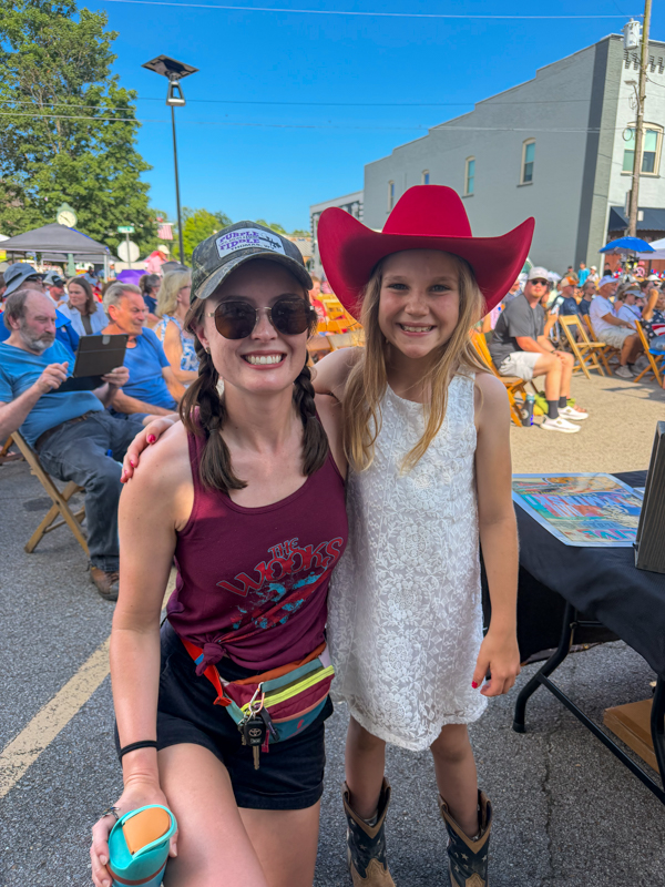 Isley Dietrich with Maddie Denton at the 2026 Smithville Fiddlers Jamboree - photo © Tiffany Dietrich