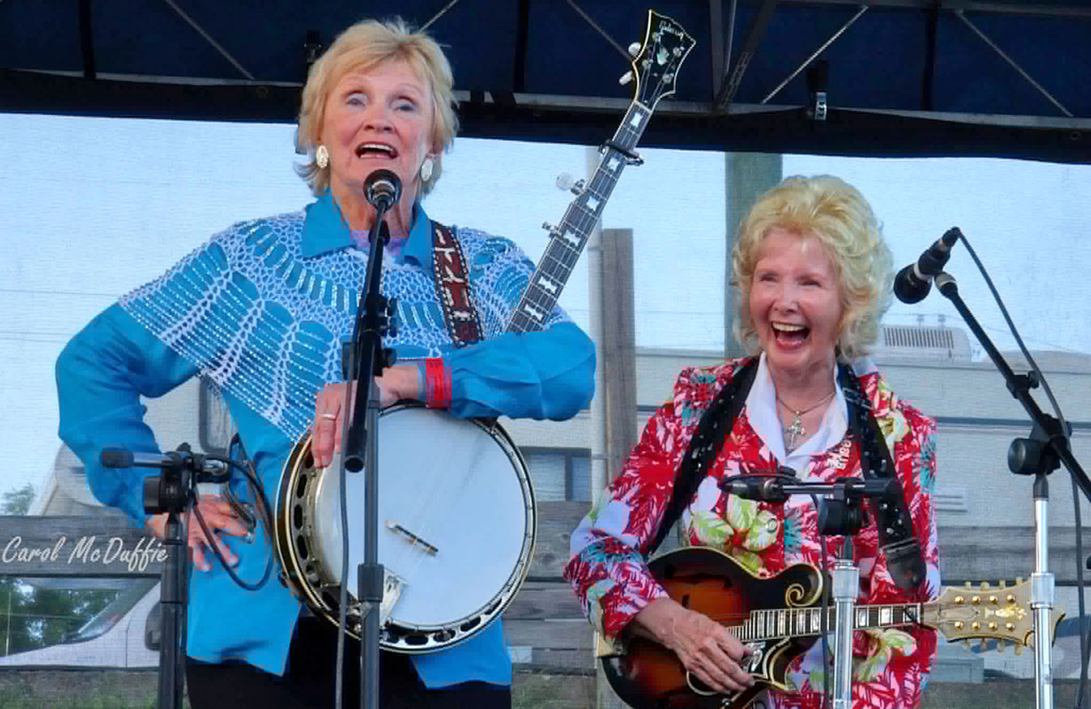 Roni and Donna Stoneman