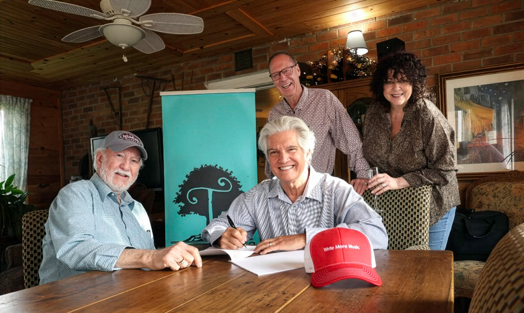 Jerry Salley signs with Tall Oaks Music