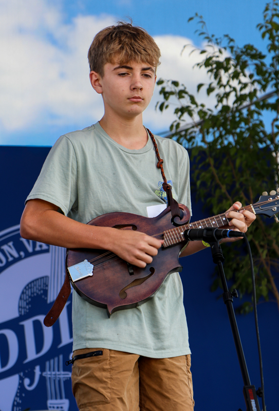 Sawyer Smith in Youth Mandolin competition at the 2026 Abingdon Fiddlers' Convention - photo © G. Nicholas Hancock.jpg