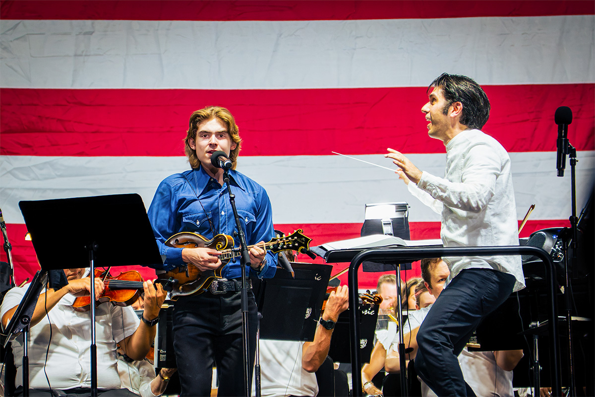 Wyatt Ellis with The Knoxville Symphony (7/4/26) - photo © Tyler Seaman
