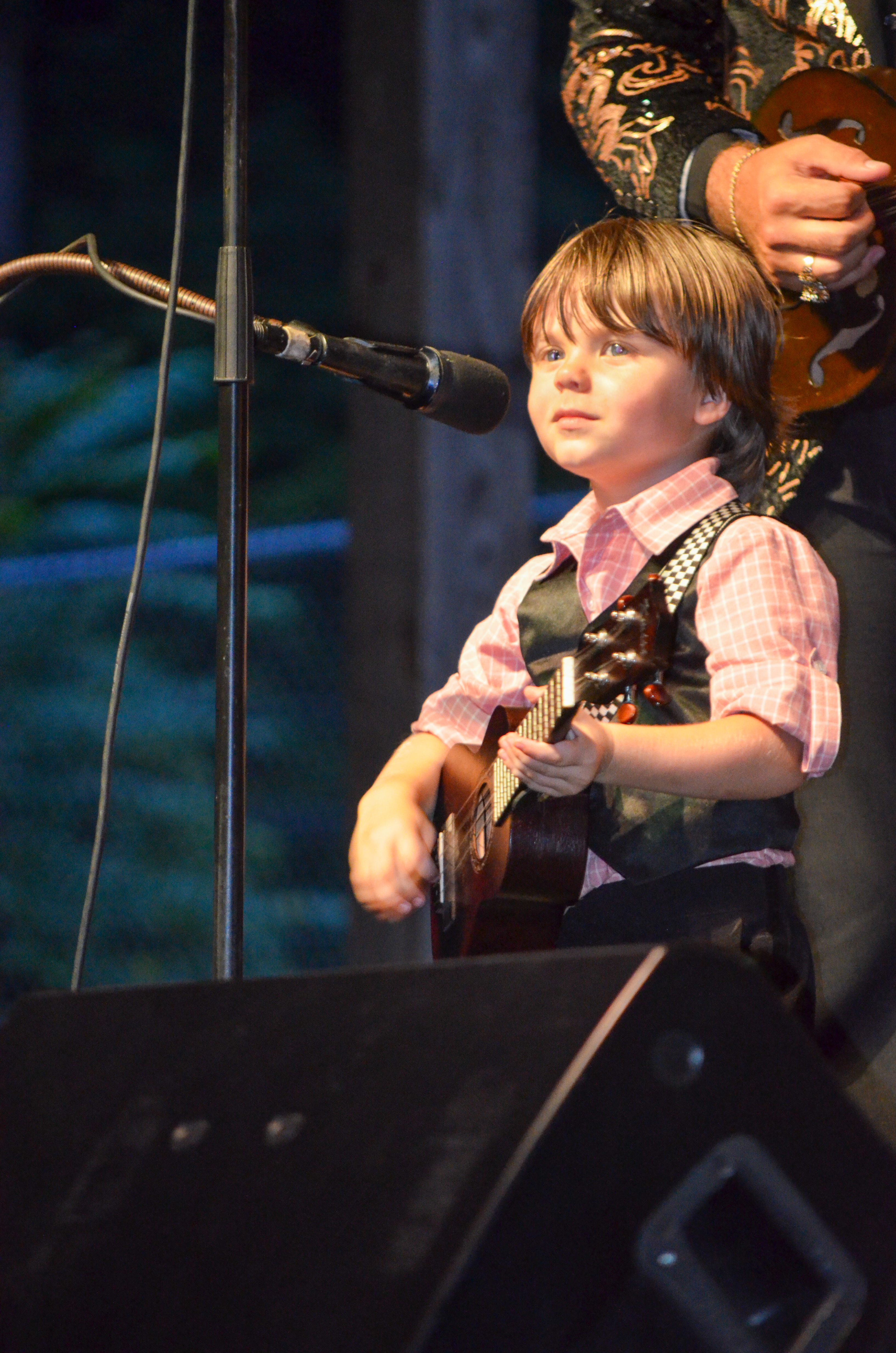 Sonny Brewer with Gary Brewer & The Kentucky Ramblers at the 2026 Osborne Brothers Hometown Festival - photo © Roger Black