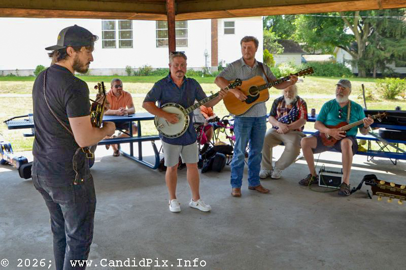 Jamming at the 2026 Kentuckians of Michigan picnic - photo © Bill Warren