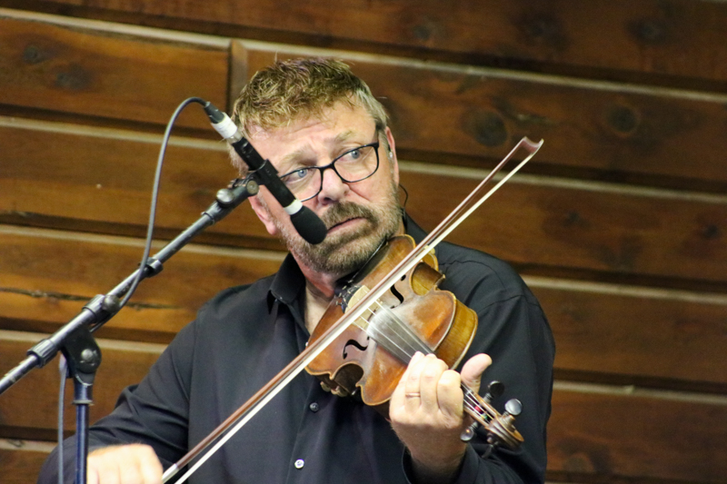 Ron Stewart with Pitney Meyer at the 2026 Orange Army Bluegrass Festival - photo © Laura Tate Photography