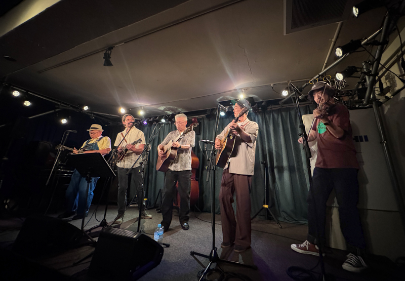 Shin Akimoto, Christopher Henry, Kaz Inaba, Johnny Saito, and Tact Yamada at 5th Street in Osaka (6/23/26) - photo courtesy of Kaz Inaba