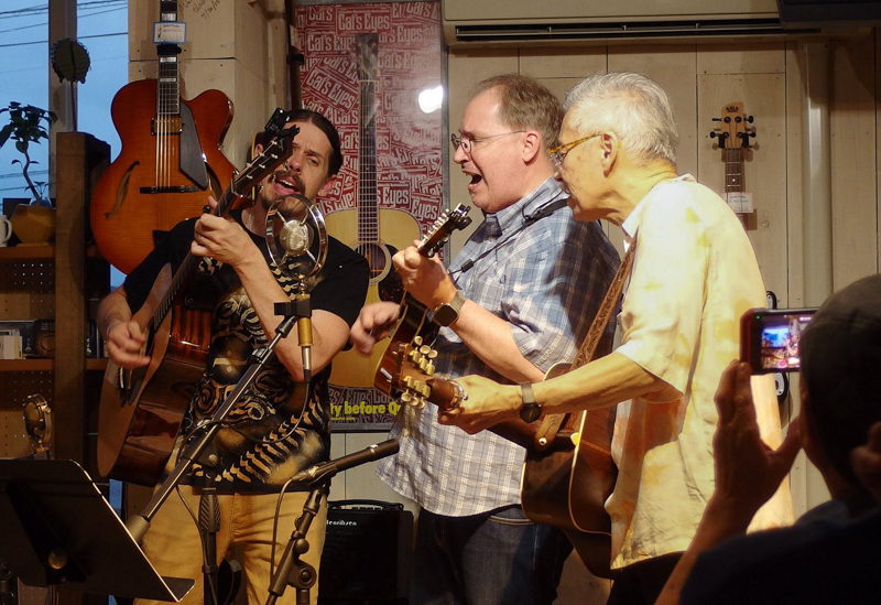 Christopher Henry, Scott Chadwick, and Kaz Inaba at the Guitar Trailer in Kurashiki (6/27/26) - photo courtesy of Kaz Inaba