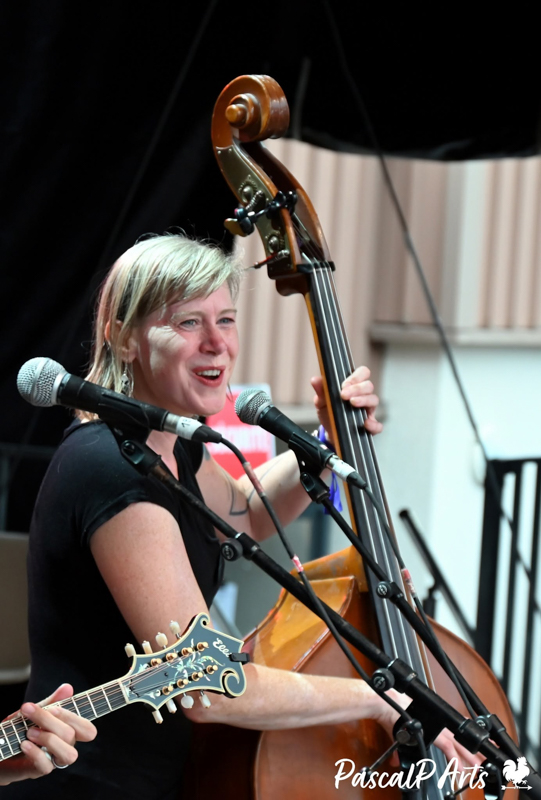 Loes van Schaijk with No Man's Land at the 2026 La Roche Bluegrass Festival - photo © Pascal.P Art & Country Gift Music
