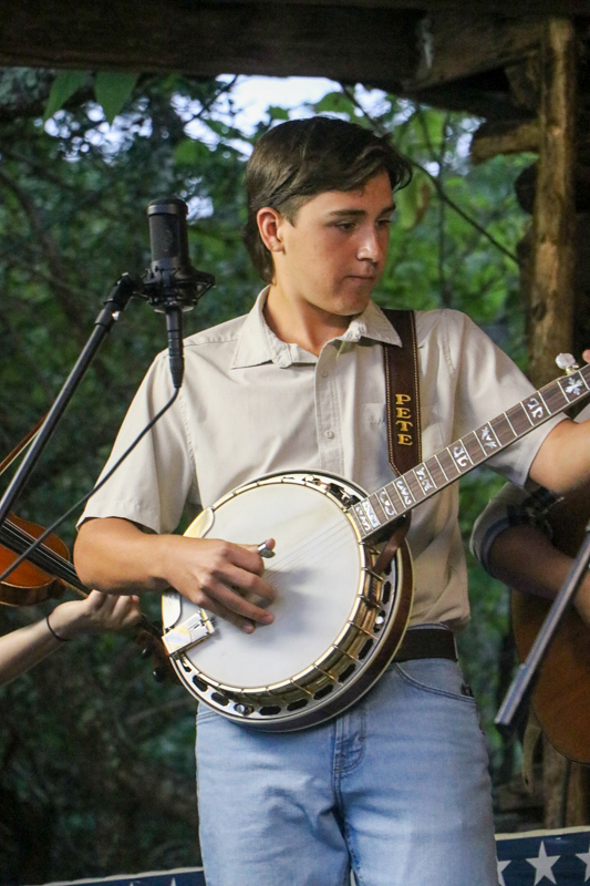 Pete Trakimowicz at the 2026 Nunn Brother Bluegrass Festival - photo © G. Nicholas Hancock