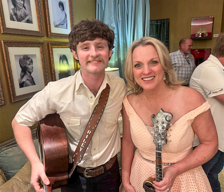 Riley Gilbreath and Rhonda Vincent backstage at the Grand Ole Opry (9/25/26) - photo © Danny Gilbreath