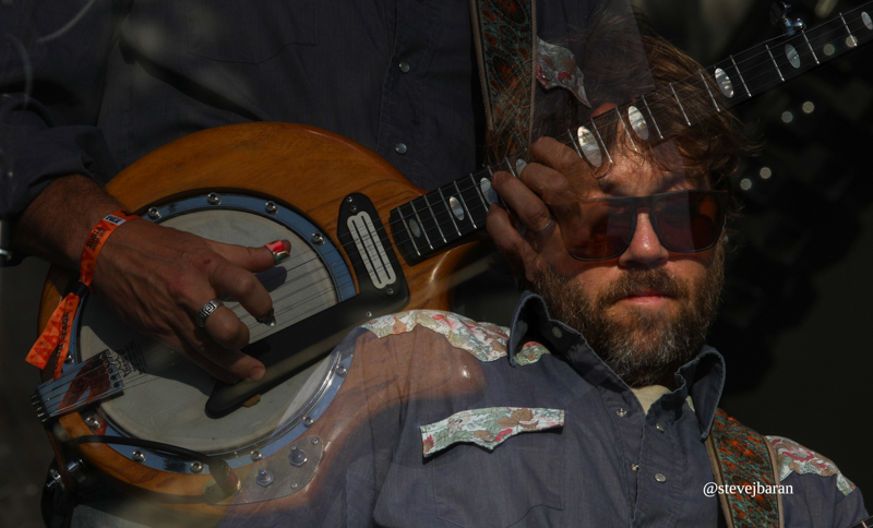 Andy Thorn with Leftover Salmon at the Ionia Freak Fair - photo © Steve Baran