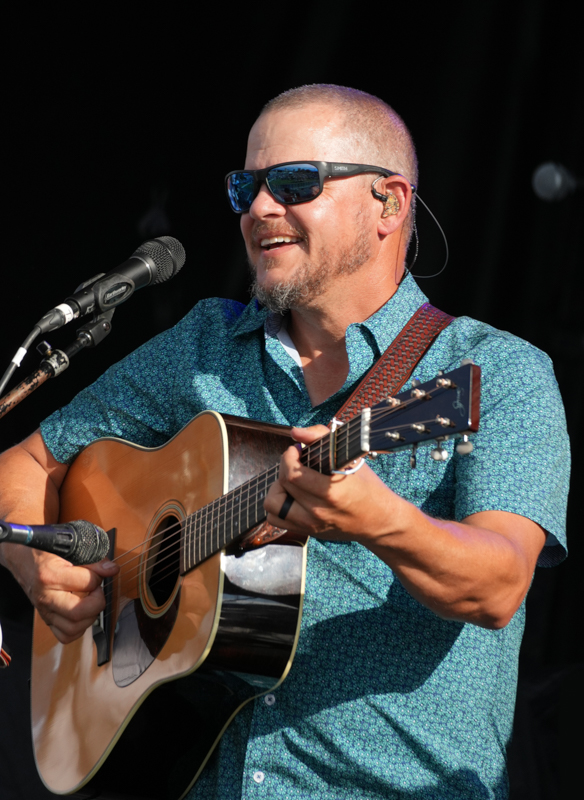 Caleb Smith with Balsam Range at the 2026 Canton Labor Day Celebration - photo © Jeff Lahr