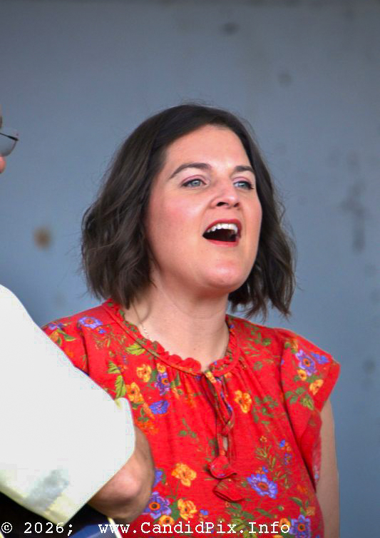 Sally Ziesing joins Traditional Grass at the debut Remington Ryde Reunion Bluegrass Festival - photo © Bill Warren