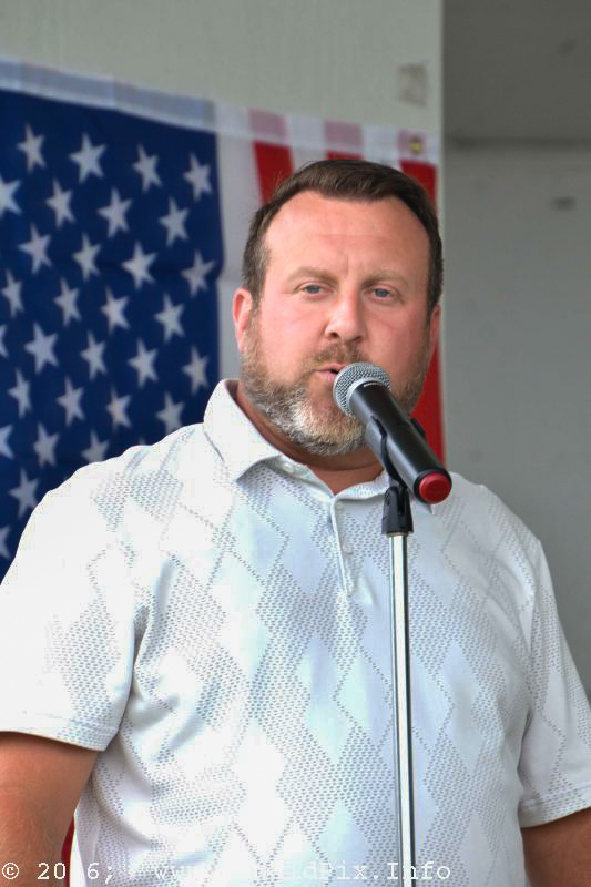 MC Ryan Frankhouser at the debut Remington Ryde Reunion Bluegrass Festival - photo © Bill Warren