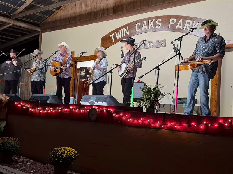 Lorraine Jordan & Country Grass at the 2026 Twin Oaks Bluegrass Festival