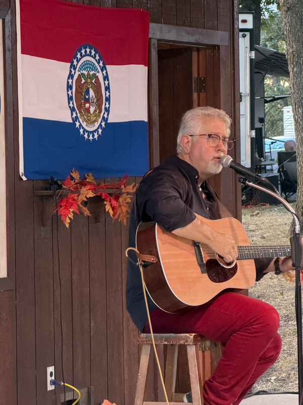 Daryl Mosley at the 2026 Starvy Creek Fall Bluegrass Festival - photo © Charlie Herbst