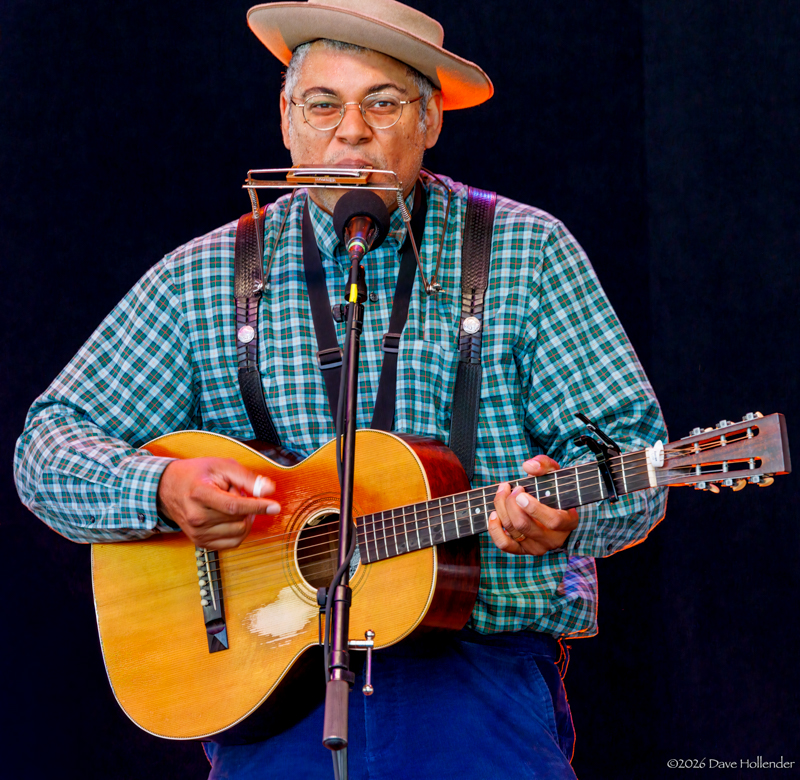 Dom Flemons at Pickin' in the Pines '26 - photo © Dave Hollender