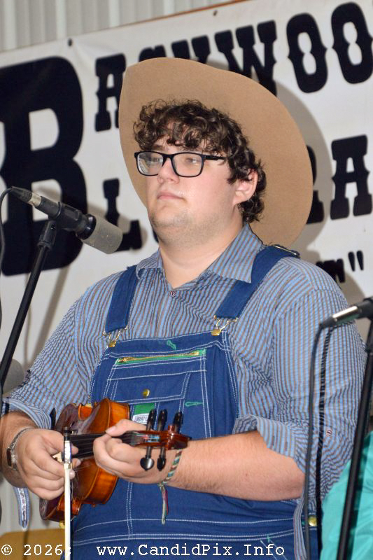 Eb Saunders at the 2026 Fay Fest - photo © Bill Warren