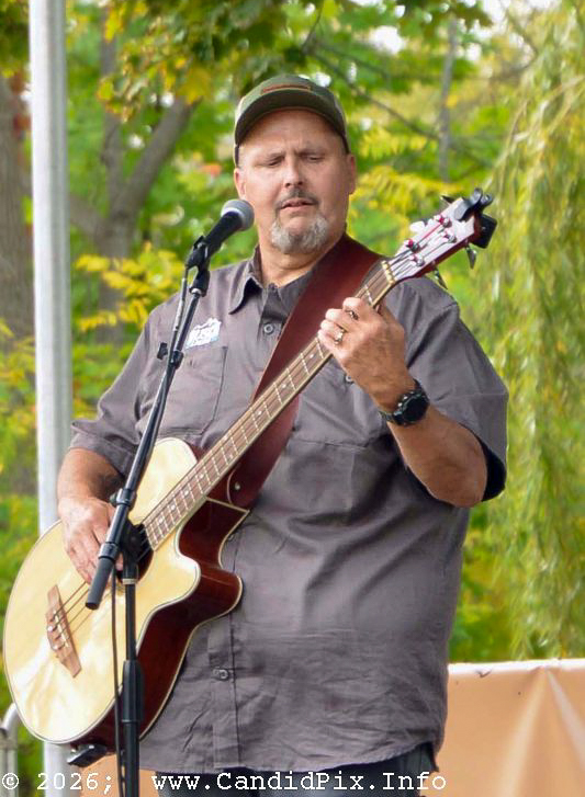 Mark Prater with Blueroads at the inaugural Fenton Bluegrass Festival (10/10/26) - photo © Bill Warren