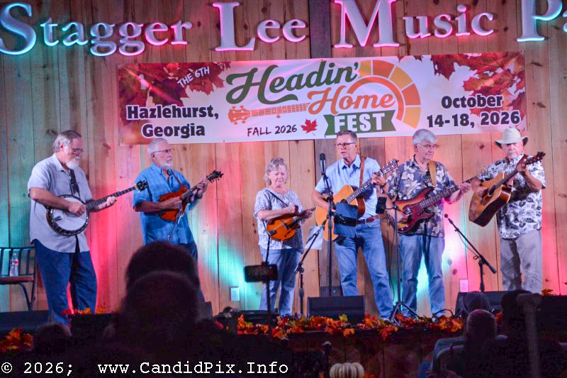 Open stage on Thursday at the 2026 Headin' Home Fest - photo © Bill Warren