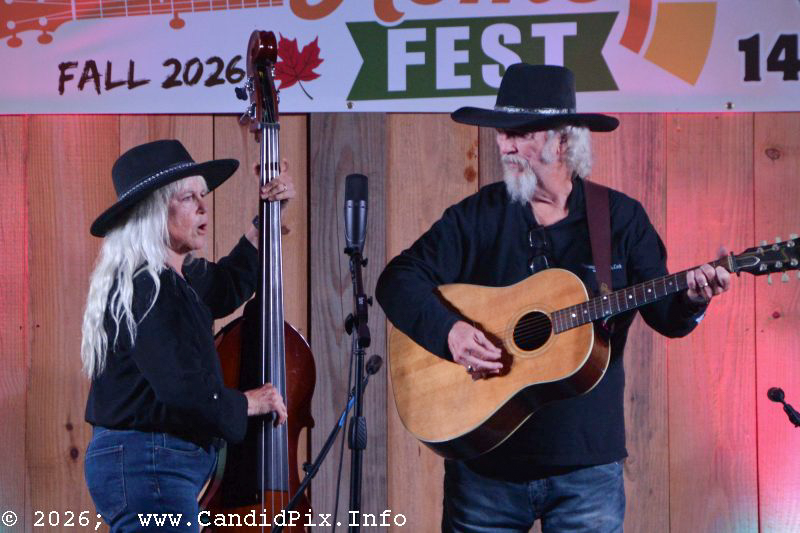 Open stage on Thursday at the 2026 Headin' Home Fest - photo © Bill Warren
