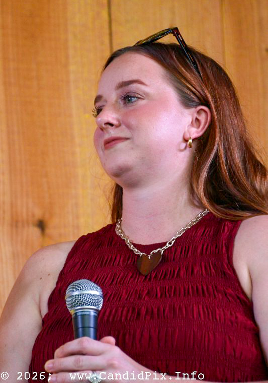 Maggie Bennett sings one with No Reputation at the 2026 Headin' Home Fest - photo © Bill Warren
