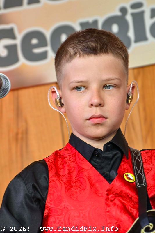 Leo Lindblom with The Brothers Five at the fall 2026 Headin' Home Fest - photo © Bill Warren