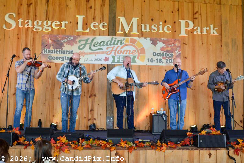 Russell Moore & IIIrd Tyme Out at the fall 2026 Headin' Home Fest - photo © Bill Warren
