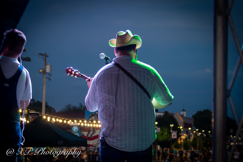 Cody Looper with Jason Carter & Michael Cleveland at Bluegrass & Brew '26 in Fairborn, OH - photo © Xavier Prenatt